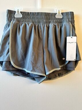 Layer 8 Fast Track Running Shorts Grey Double Layer Zip Pocket Women’s NWT Small